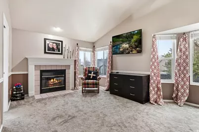 7975 S Showcase Ln, Sandy, UT 84094 - Photo 15