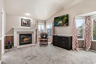 7975 S Showcase Ln, Sandy, UT 84094 - Photo 15