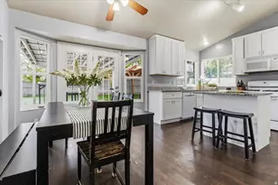 7975 S Showcase Ln, Sandy, UT 84094 - Photo 7