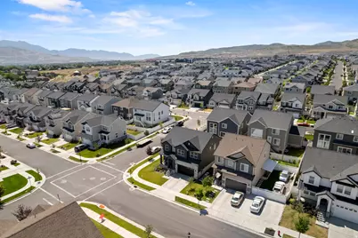 4201 W Paladin Way, Herriman, UT 84065 - Photo 31