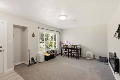 803 Bel Mar Dr, South Ogden, UT 84403 - Photo 3