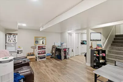 803 Bel Mar Dr, South Ogden, UT 84403 - Photo 21