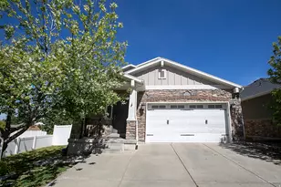 1203 E Roma Dr, Fruit Heights, UT 84037 - Photo 1