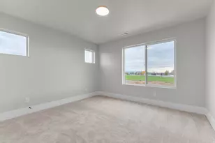 1196 W 2325 S, Syracuse, UT 84075 - Photo 25