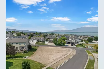 127 W Honeysuckle Dr #221, Saratoga Springs, UT 84045 - Photo 1