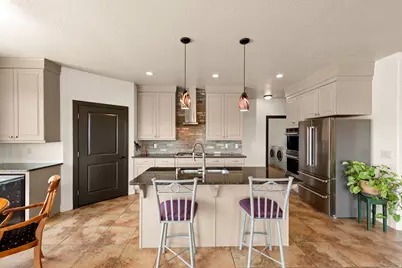 1063 N 2050 Cir E, Saint George, UT 84770 - Photo 9