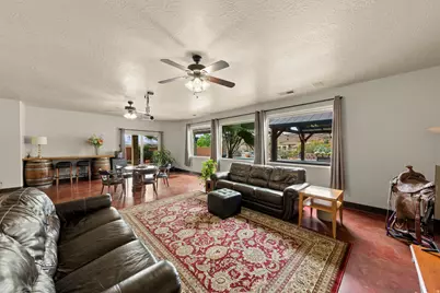 1063 N 2050 Cir E, Saint George, UT 84770 - Photo 29