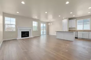 622 W Junegrass Ln, Stansbury Park, UT 84074 - Photo 9