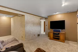 3832 W Hummingbird Way S, West Valley, UT 84120 - Photo 21