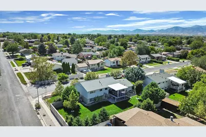 3832 W Hummingbird Way S, West Valley, UT 84120 - Photo 33