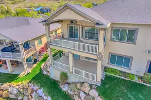 684 Eagle Pass, North Salt Lake, UT 84054 - Photo 5