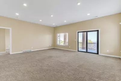 684 Eagle Pass, North Salt Lake, UT 84054 - Photo 13