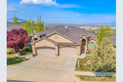 684 Eagle Pass, North Salt Lake, UT 84054 - Photo 3