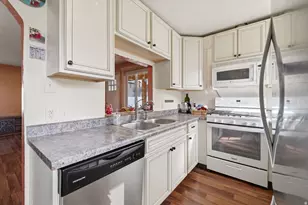 360 E Sandy Pk Cir, Midvale, UT 84047 - Photo 11