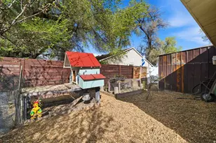 360 E Sandy Pk Cir, Midvale, UT 84047 - Photo 23