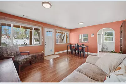 360 E Sandy Park Cir, Midvale, UT 84047 - Photo 5