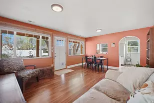 360 E Sandy Pk Cir, Midvale, UT 84047 - Photo 5