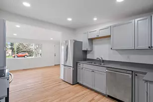 524 N 900 E, Lehi, UT 84043 - Photo 3