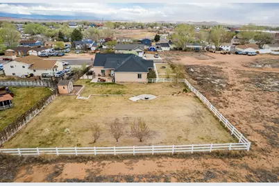 54 S Ivie, Roosevelt, UT 84066 - Photo 43