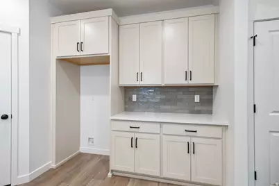 11436 S Glass Hill Dr, South Jordan, UT 84009 - Photo 9