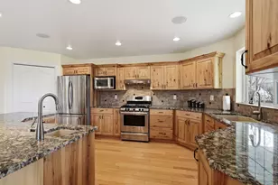 630 E 100 S, Hyrum, UT 84319 - Photo 13