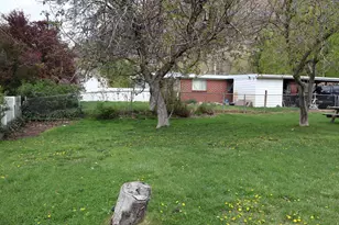 793 S Simoron Dr E, Ogden, UT 84404 - Photo 7