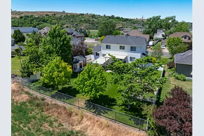 6402 S Raymond Dr, South Weber, UT 84405 - Photo 45
