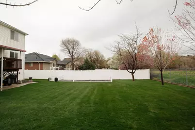 6402 S Raymond Dr, South Weber, UT 84405 - Photo 13