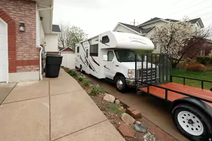 6402 S Raymond Dr, South Weber, UT 84405 - Photo 21