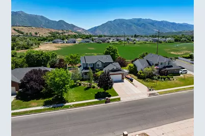 6402 S Raymond Dr, South Weber, UT 84405 - Photo 43