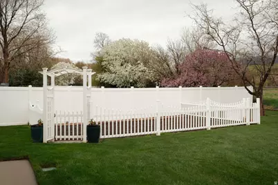 6402 S Raymond Dr, South Weber, UT 84405 - Photo 29