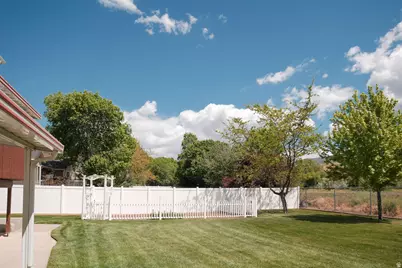 6402 S Raymond Dr, South Weber, UT 84405 - Photo 5