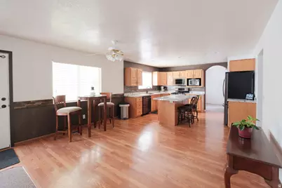 6402 S Raymond Dr, South Weber, UT 84405 - Photo 17