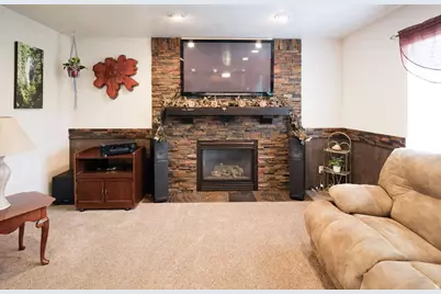 6402 S Raymond Dr, South Weber, UT 84405 - Photo 15