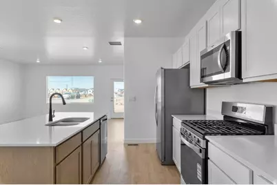 1548 S Fins Rd, Washington, UT 84780 - Photo 13