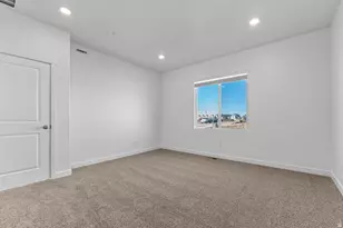 1548 S Fins Rd, Washington, UT 84780 - Photo 15