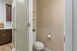 25 E Center St, North Salt Lake, UT 84054 - Photo 19