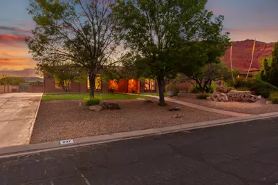 207 N Painted Dr, Ivins, UT 84738 - Photo 5