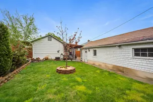 747 E Springview Dr, Millcreek, UT 84106 - Photo 3