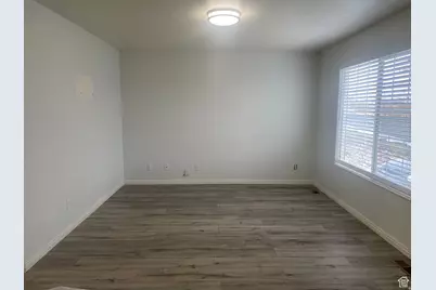 288 N Peach St, Santaquin, UT 84655 - Photo 9