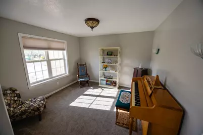 74 Trackside Cir, Grantsville, UT 84029 - Photo 7