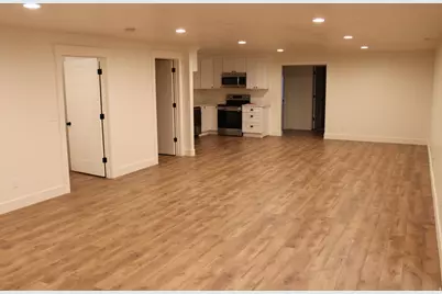 645 S Arts Park Way E, Springville, UT 84663 - Photo 13