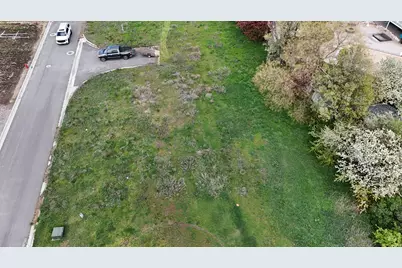 1831 W Sherri Ln #104, Kaysville, UT 84037 - Photo 9