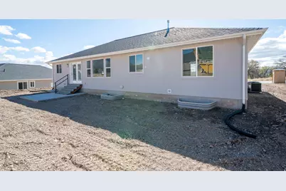1236 N 700 E, Nephi, UT 84648 - Photo 29