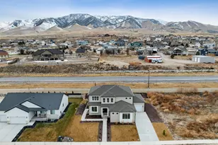 3559 S Garibaldi Wy, Saratoga Springs, UT 84045 - Photo 39