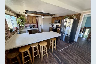 235 E 200 S, Castle Dale, UT 84513 - Photo 3