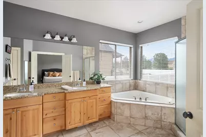 12091 S Katelyn Park Ct, Draper, UT 84020 - Photo 31