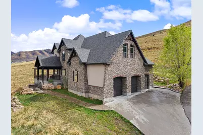 414 Meadows Dr, Tooele, UT 84074 - Photo 5