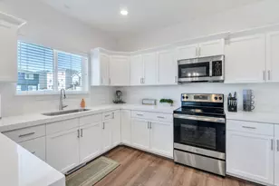 7295 N Green Pasture Ln, Eagle Mountain, UT 84005 - Photo 9