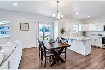 7295 N Green Pasture Ln, Eagle Mountain, UT 84005 - Photo 7